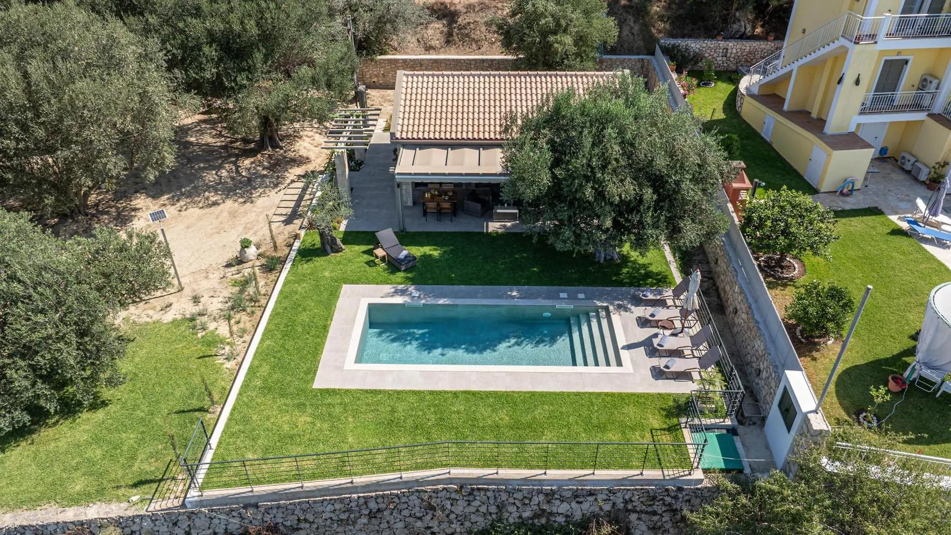 Villa Menda Kaligata Greece